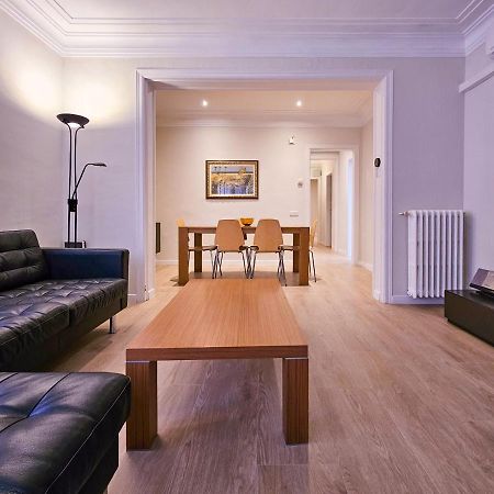 Classbedroom Park Gueell Apartment Barcellona Esterno foto