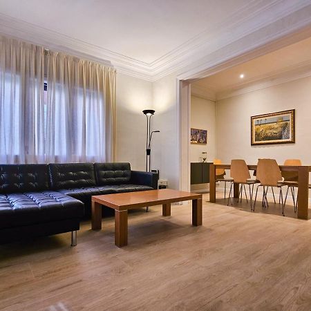 Classbedroom Park Gueell Apartment Barcellona Esterno foto
